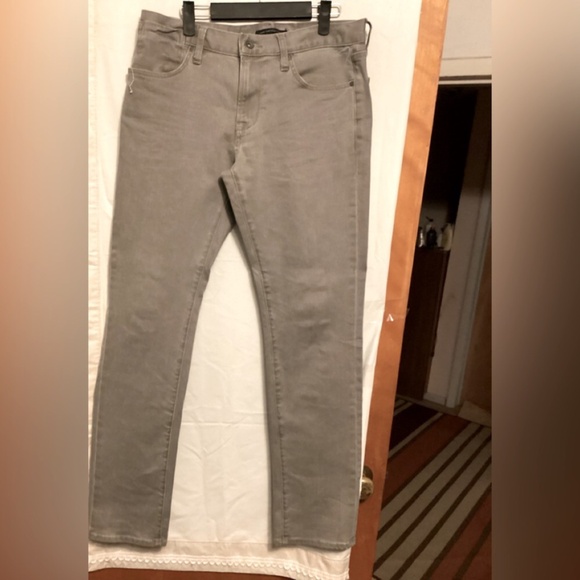 JOHN VARVATOS SZ 32